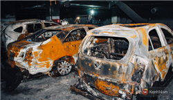 Hàng trăm chiếc xe ô tô bị phá hủy sau vụ cháy ở chung cư Carina.