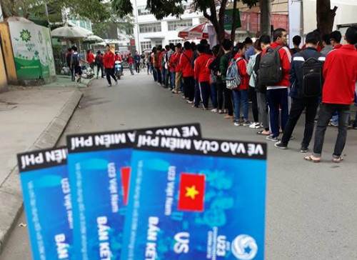 Nơi nơi nghỉ làm sớm để tập trung cổ vũ cho đội tuyển U23 Việt Nam 